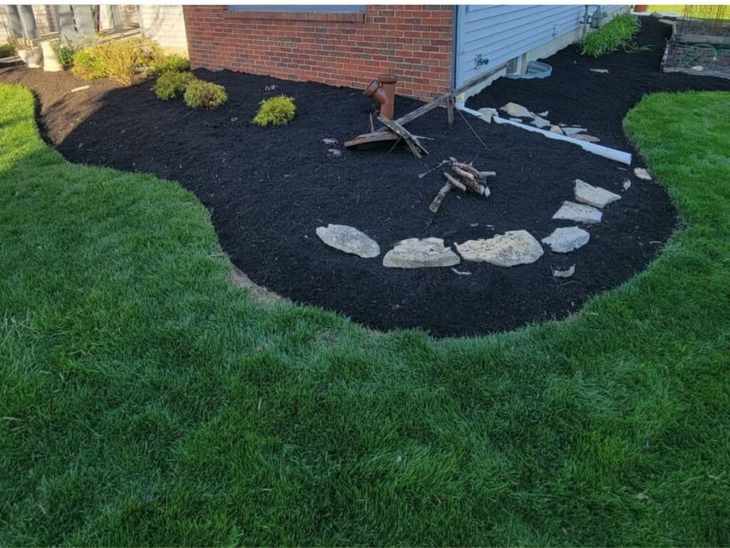 Landscape bed cleanup and weed removal in Columbus, Ohio
